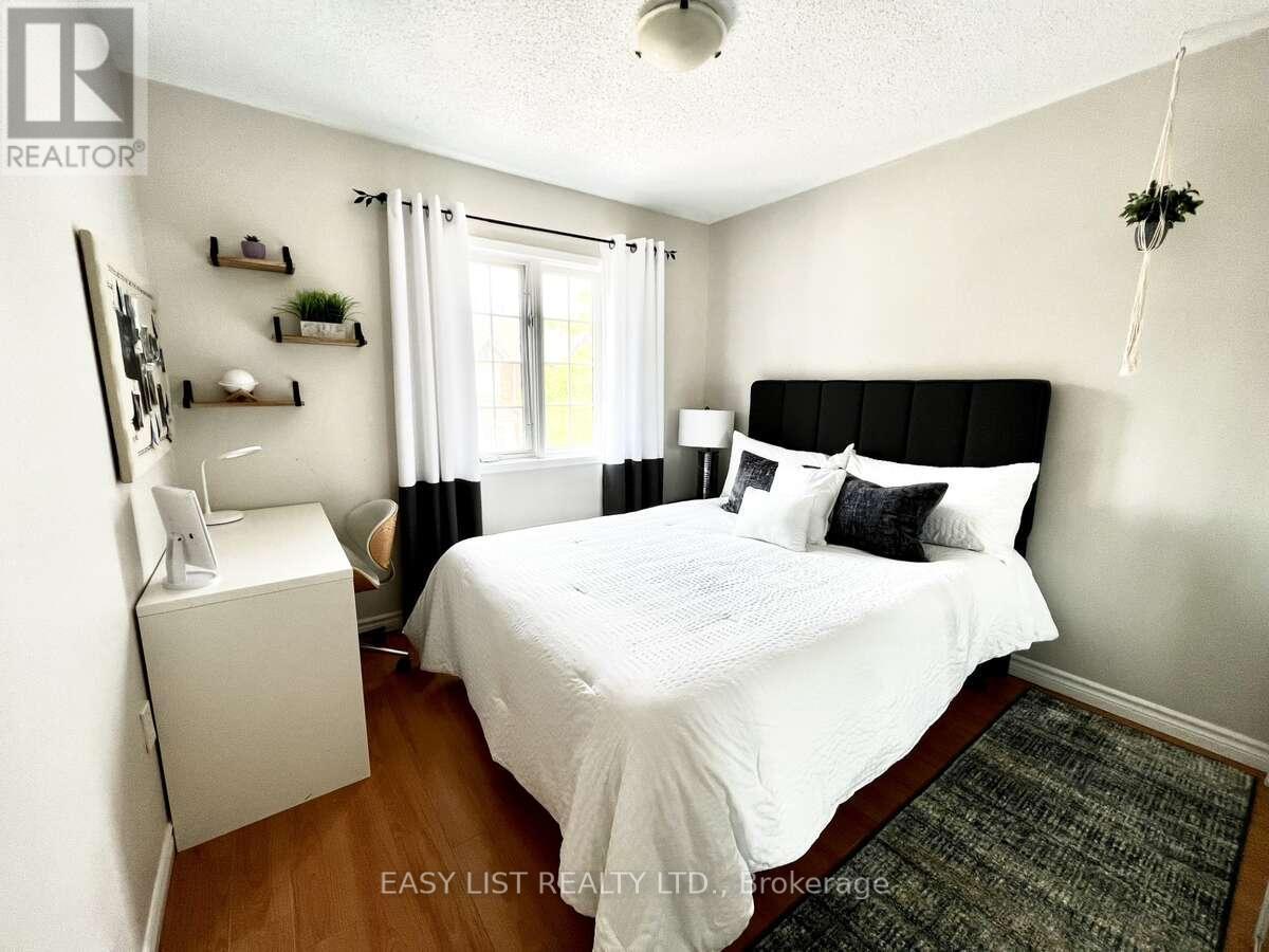 74 - 95 Weldrick Road E, Richmond Hill, ON - Indoor Photo Showing Bedroom