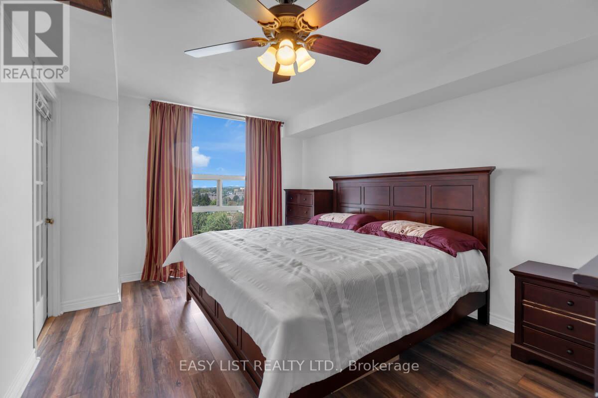 810 - 20 Harding Boulevard W, Richmond Hill, ON - Indoor Photo Showing Bedroom