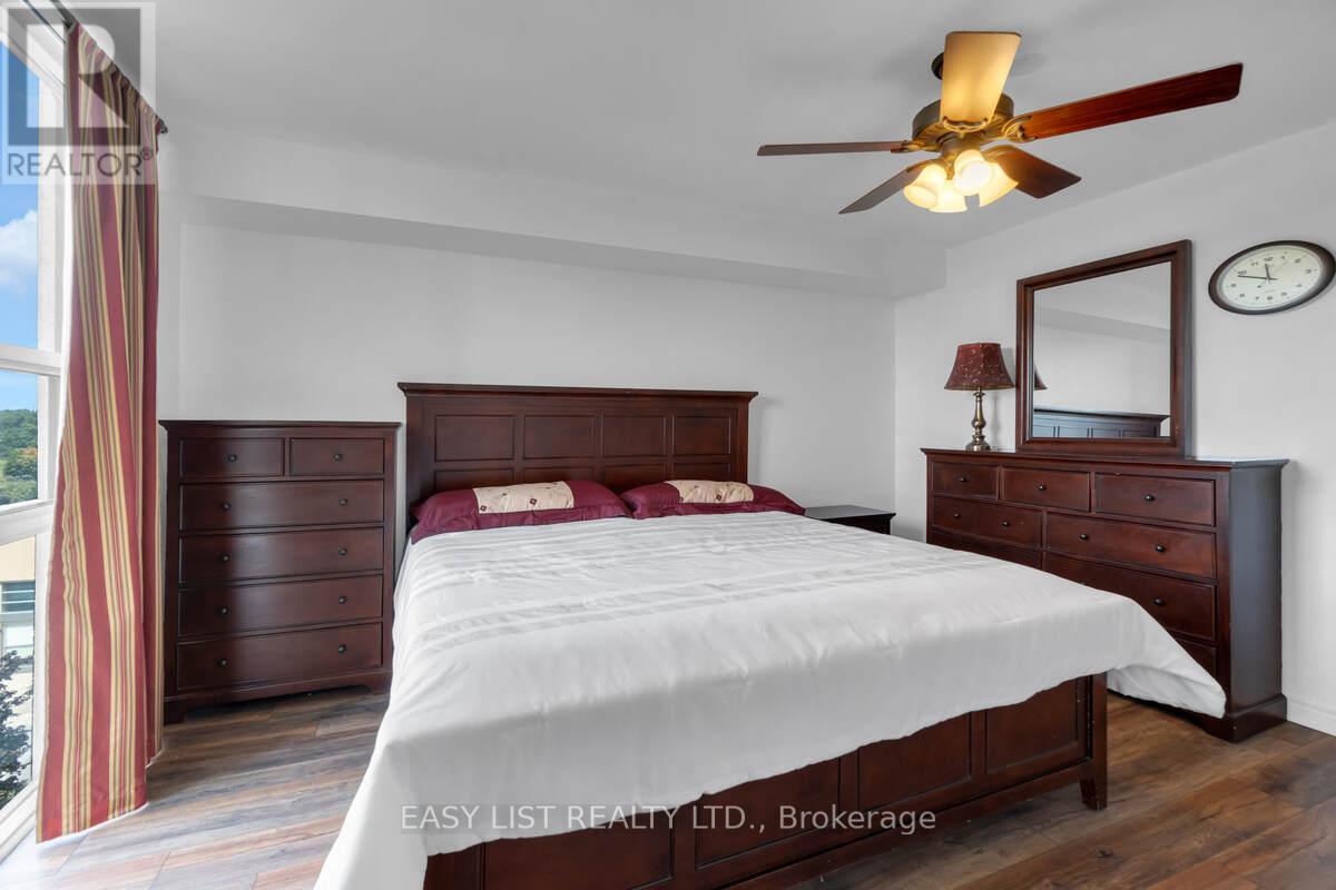 810 - 20 Harding Boulevard W, Richmond Hill, ON - Indoor Photo Showing Bedroom