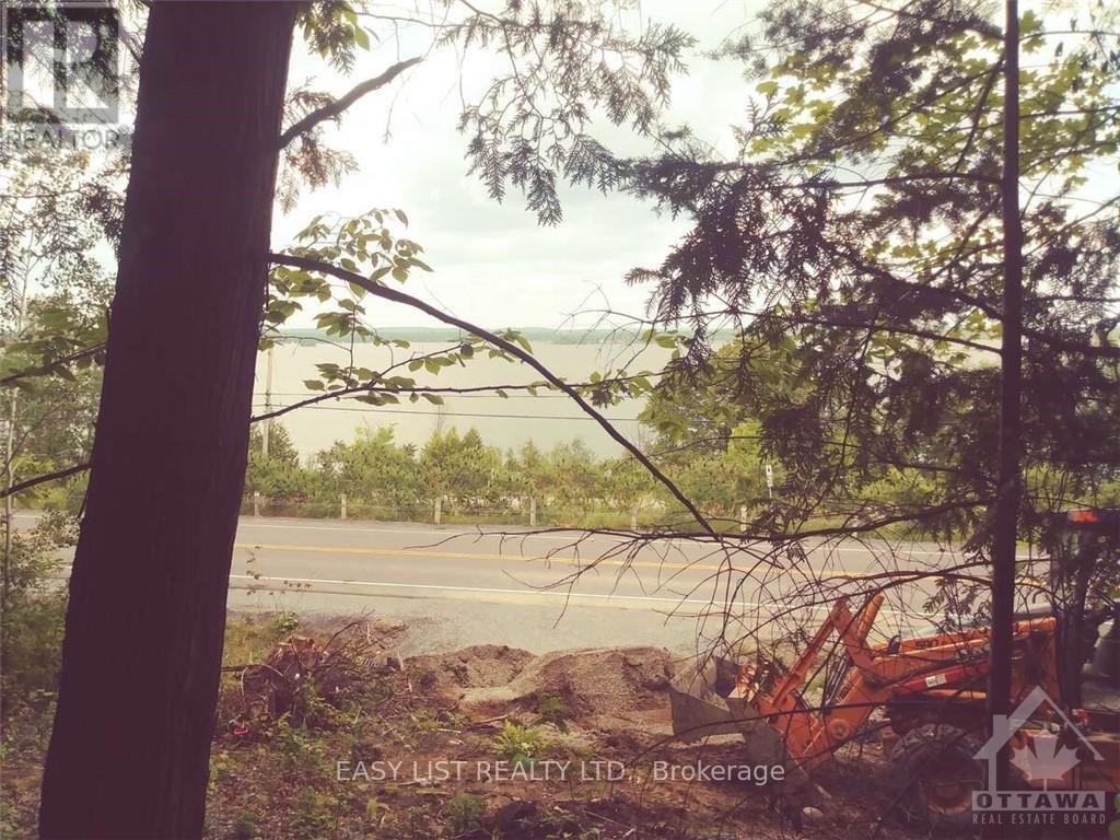 00 River Road, Mcnab/Braeside, ON