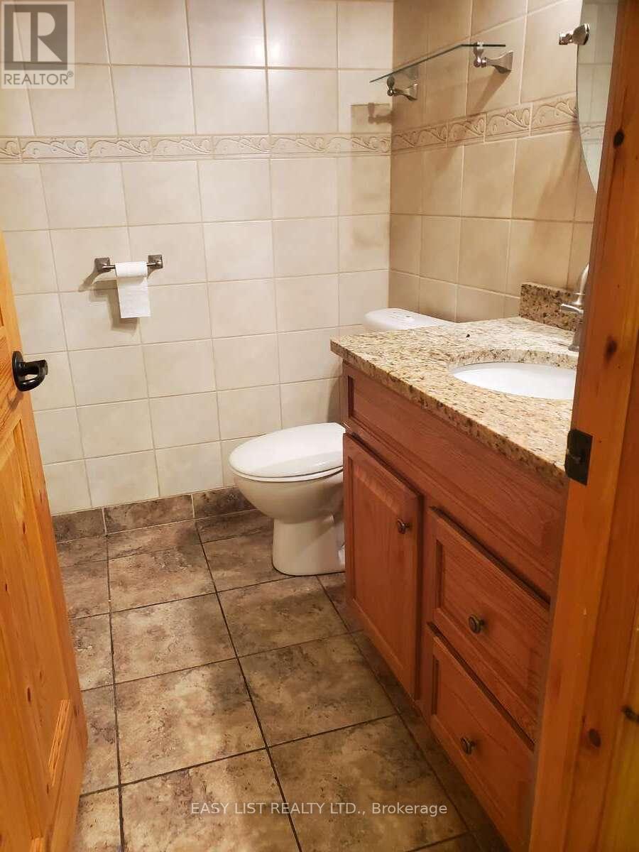 477 Hwy 586, Thunder Bay, ON - Indoor Photo Showing Bathroom