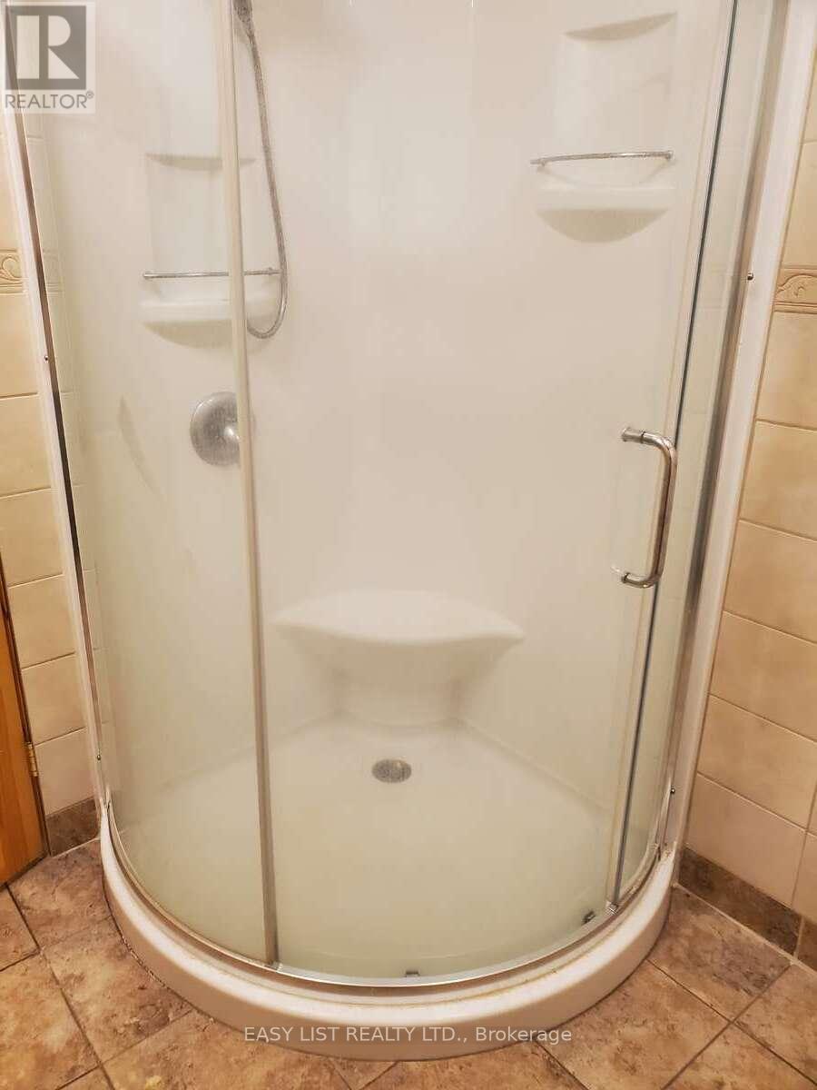 477 Hwy 586, Thunder Bay, ON - Indoor Photo Showing Bathroom