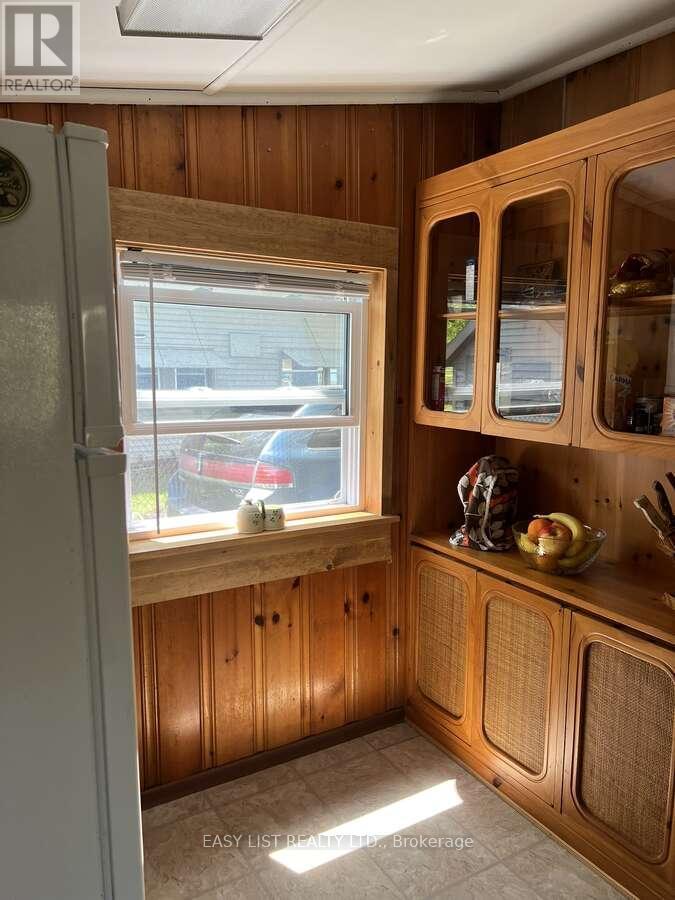 1758 River Road N, Chatham-Kent, ON - Indoor Photo Showing Other Room