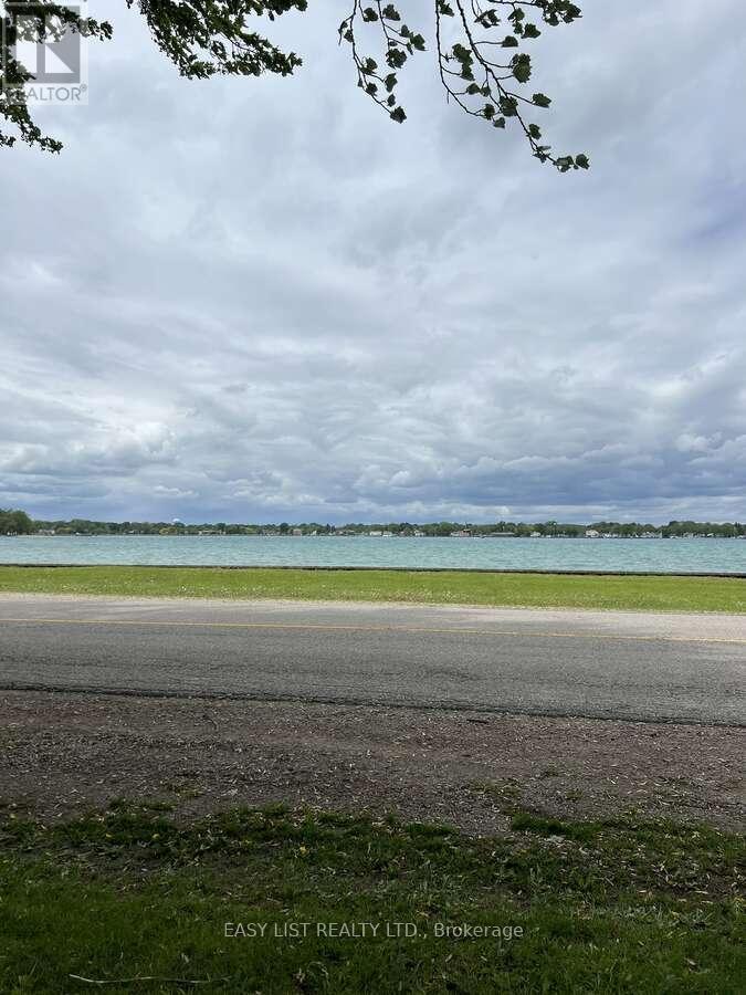 1758 River Road N, Chatham-Kent, ON - Outdoor With Body Of Water With View