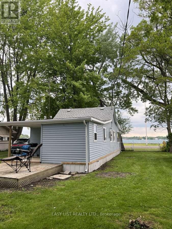 1758 River Road N, Chatham-Kent, ON - Outdoor