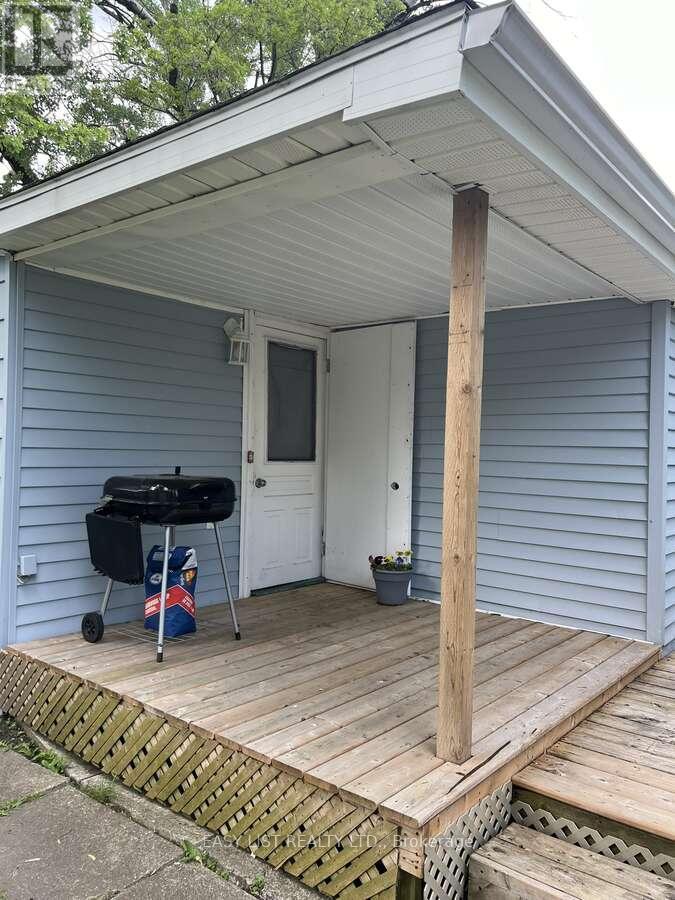 1758 River Road N, Chatham-Kent, ON - Outdoor With Exterior