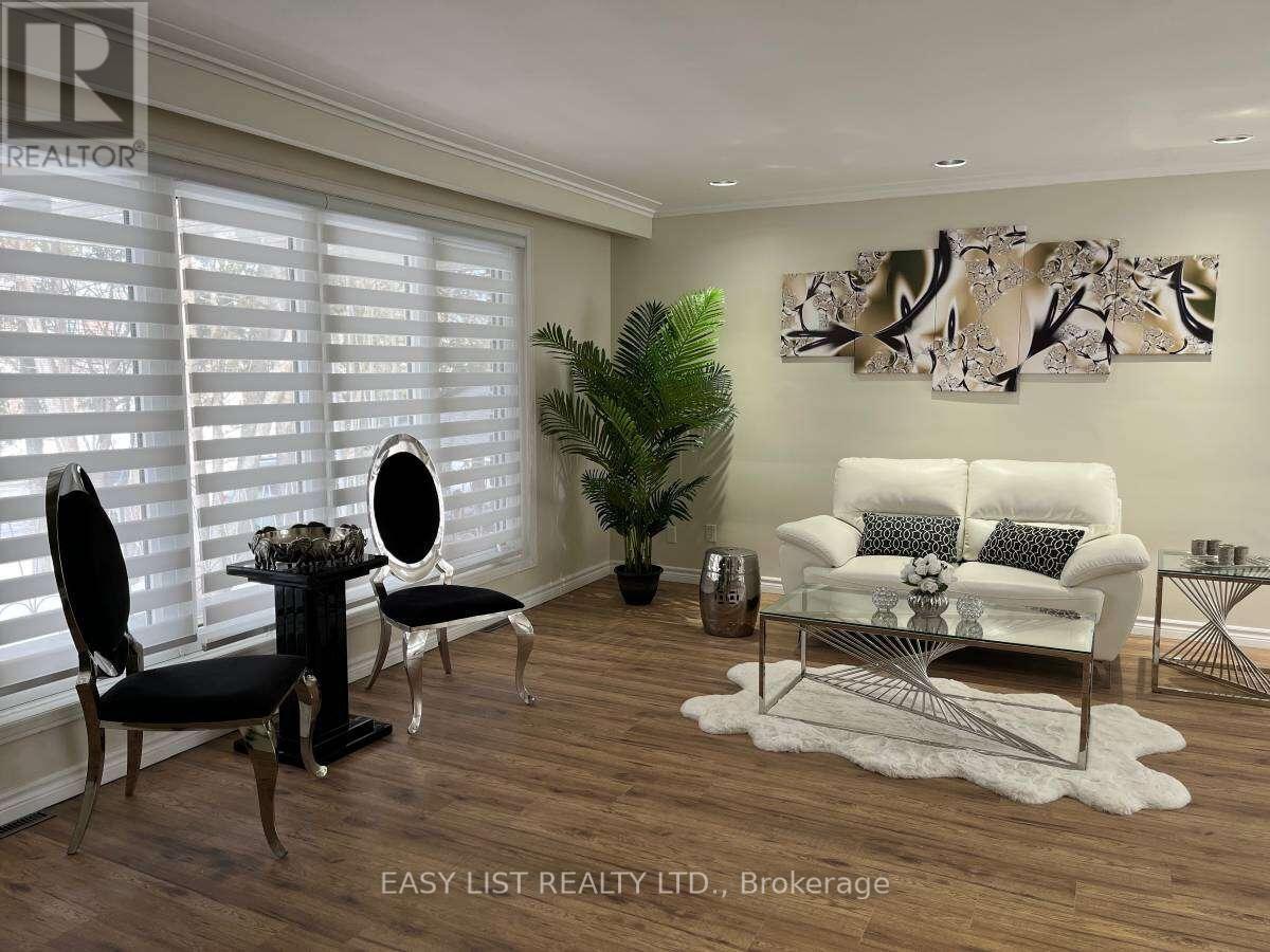 5 Stonedene Boulevard, Toronto, ON - Indoor