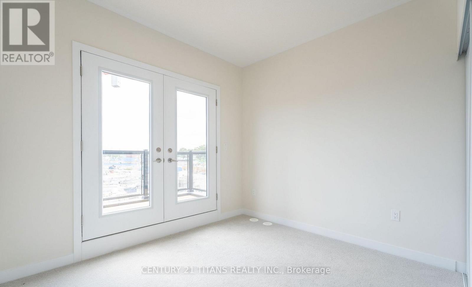 48 Dandara Gate, Vaughan, ON - Indoor Photo Showing Other Room