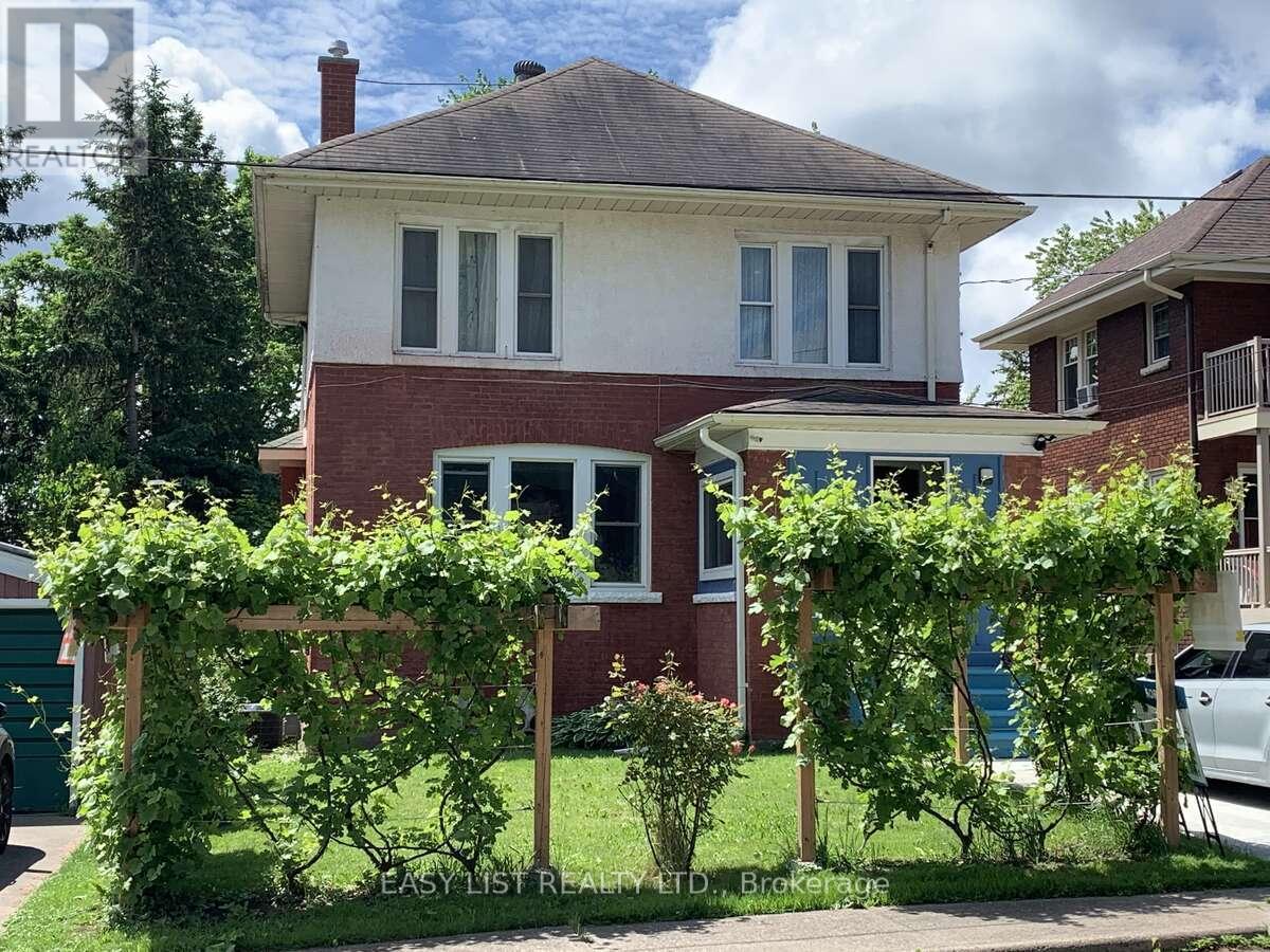 4322 Bampfield Street, Niagara Falls, ON - Outdoor