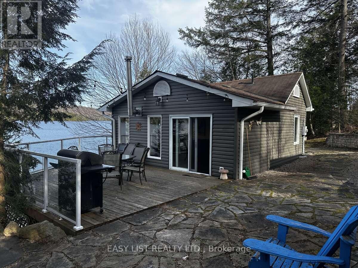 61 Maple Drive, Perry, ON - Outdoor