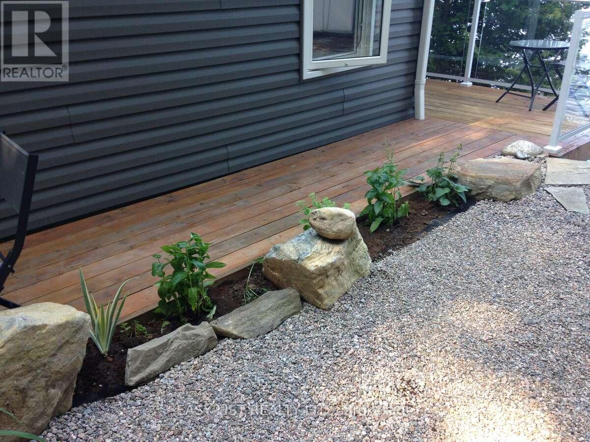 61 Maple Drive, Perry, ON - Outdoor With Exterior