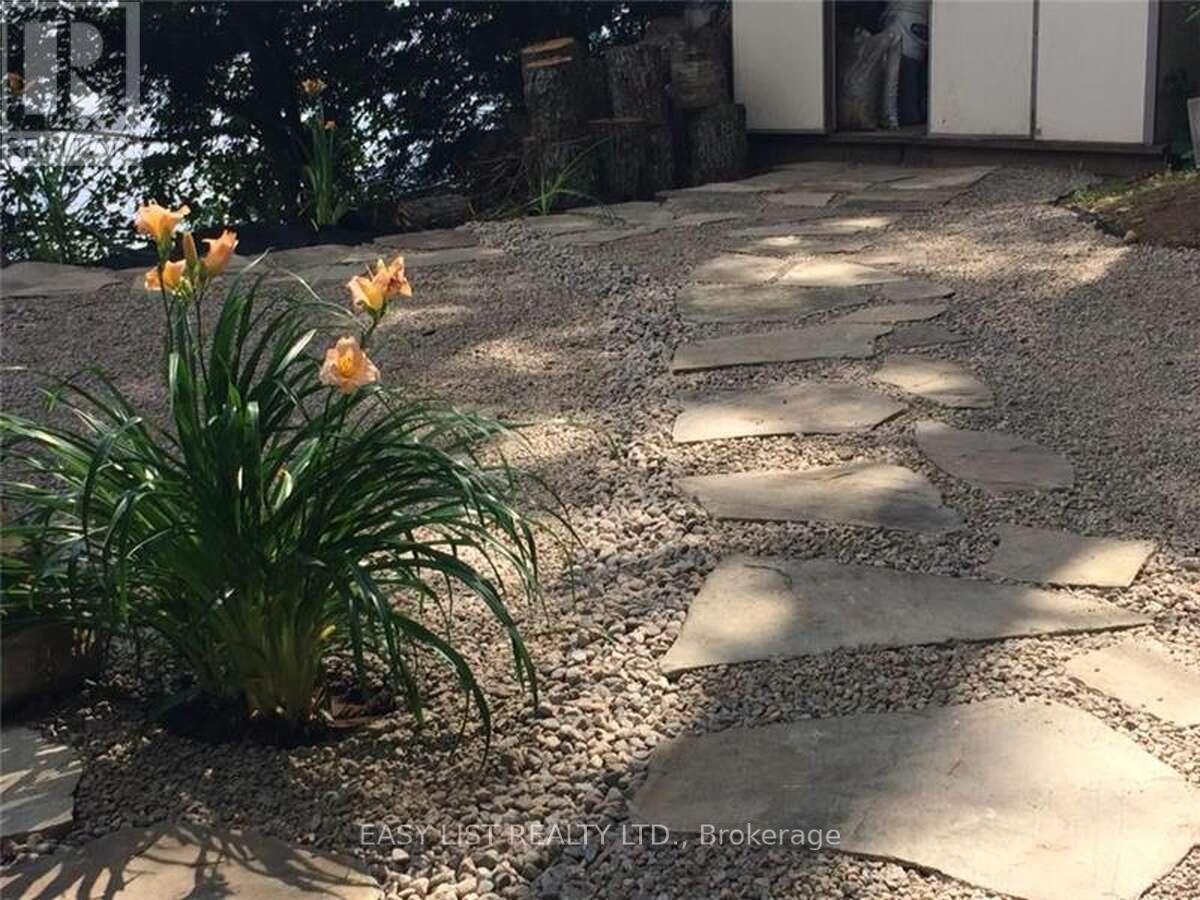 61 Maple Drive, Perry, ON - Outdoor