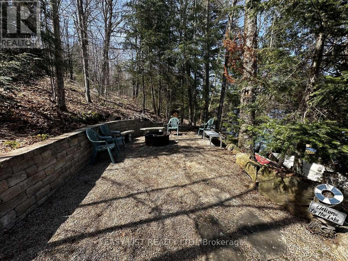 61 Maple Drive, Perry, ON - Outdoor