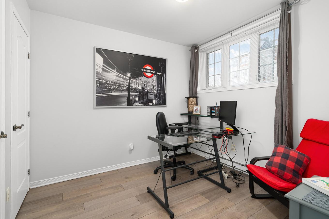 Bedroom - 610 Rue Montmartre, Mascouche, QC - Indoor Photo Showing Office