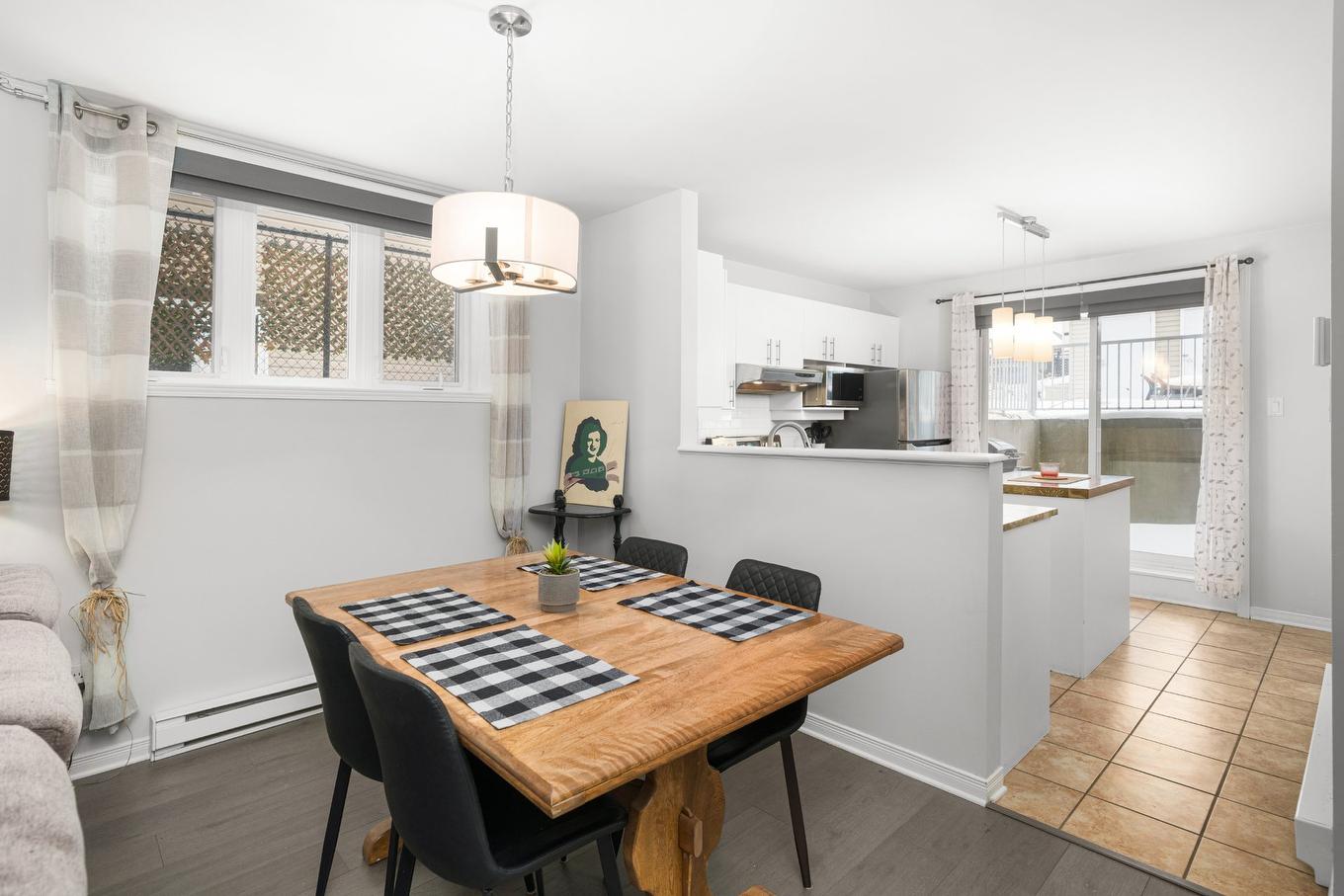 Dining room - 610 Rue Montmartre, Mascouche, QC - Indoor Photo Showing Dining Room