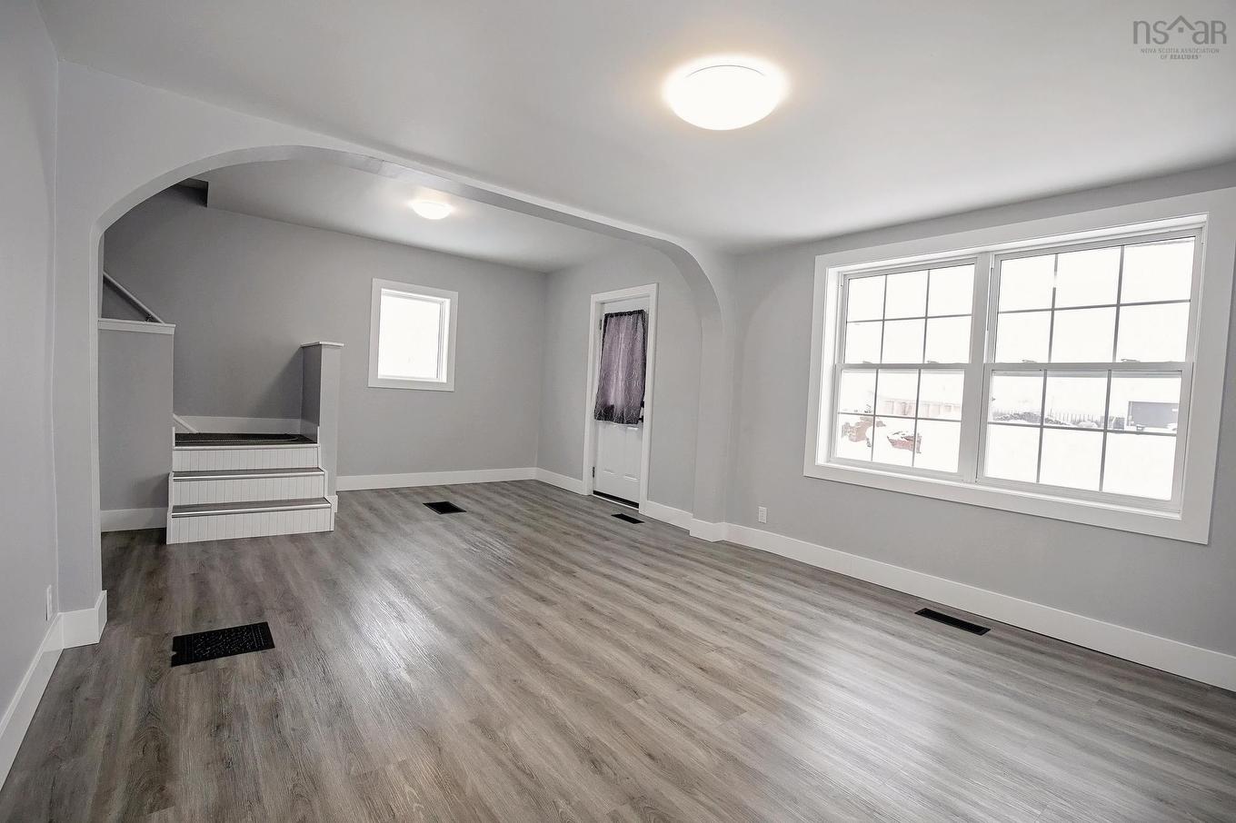 32 Douglas Avenue, Amherst, NS