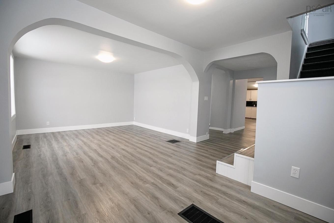 32 Douglas Avenue, Amherst, NS