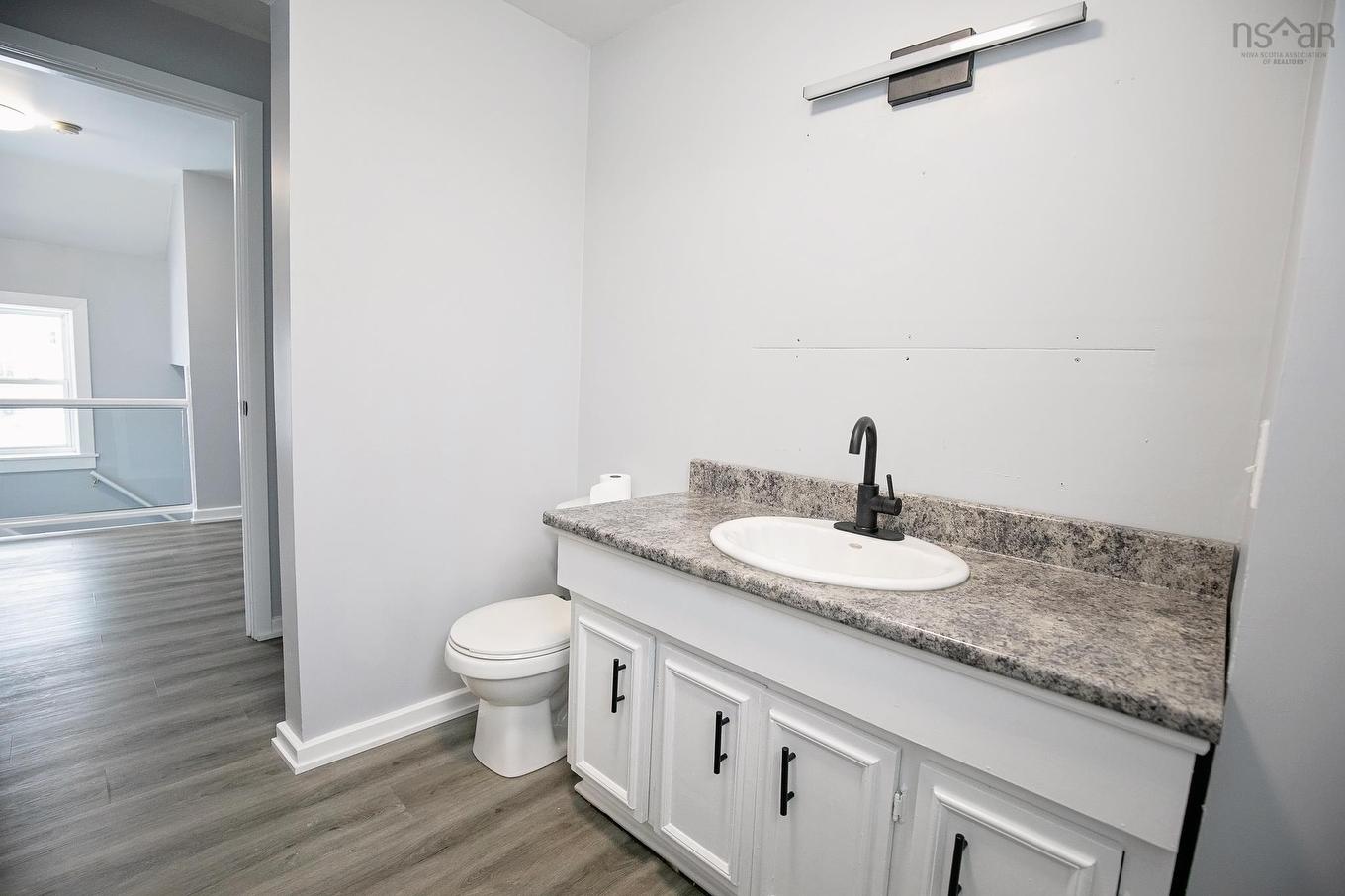 32 Douglas Avenue, Amherst, NS