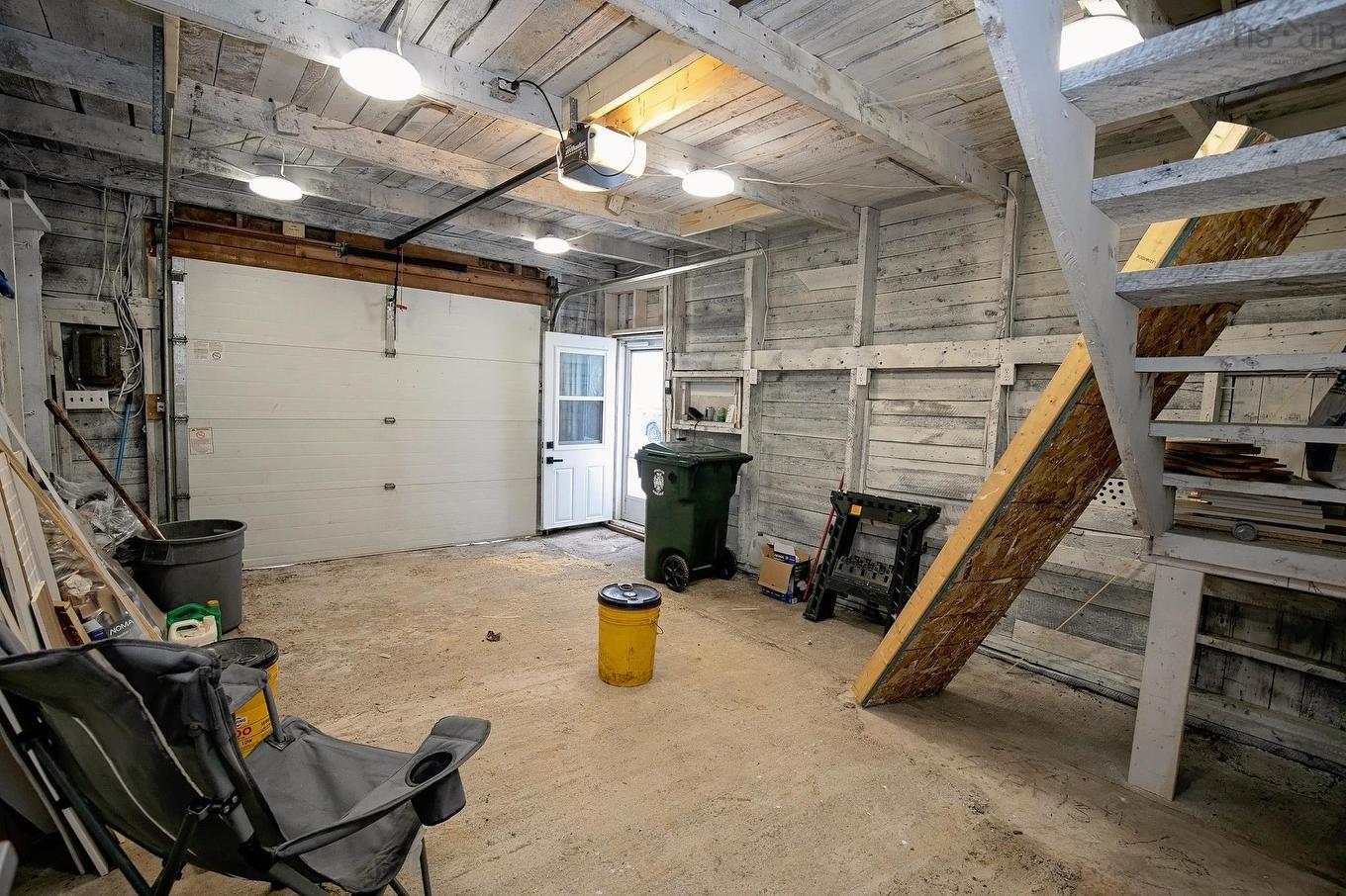 32 Douglas Avenue, Amherst, NS