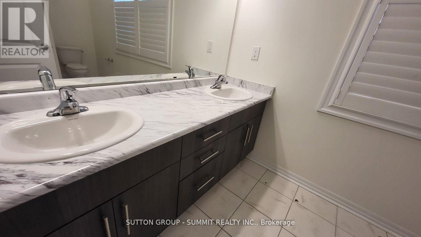 95 Watermill Street, Kitchener, ON - Indoor Photo Showing Bathroom
