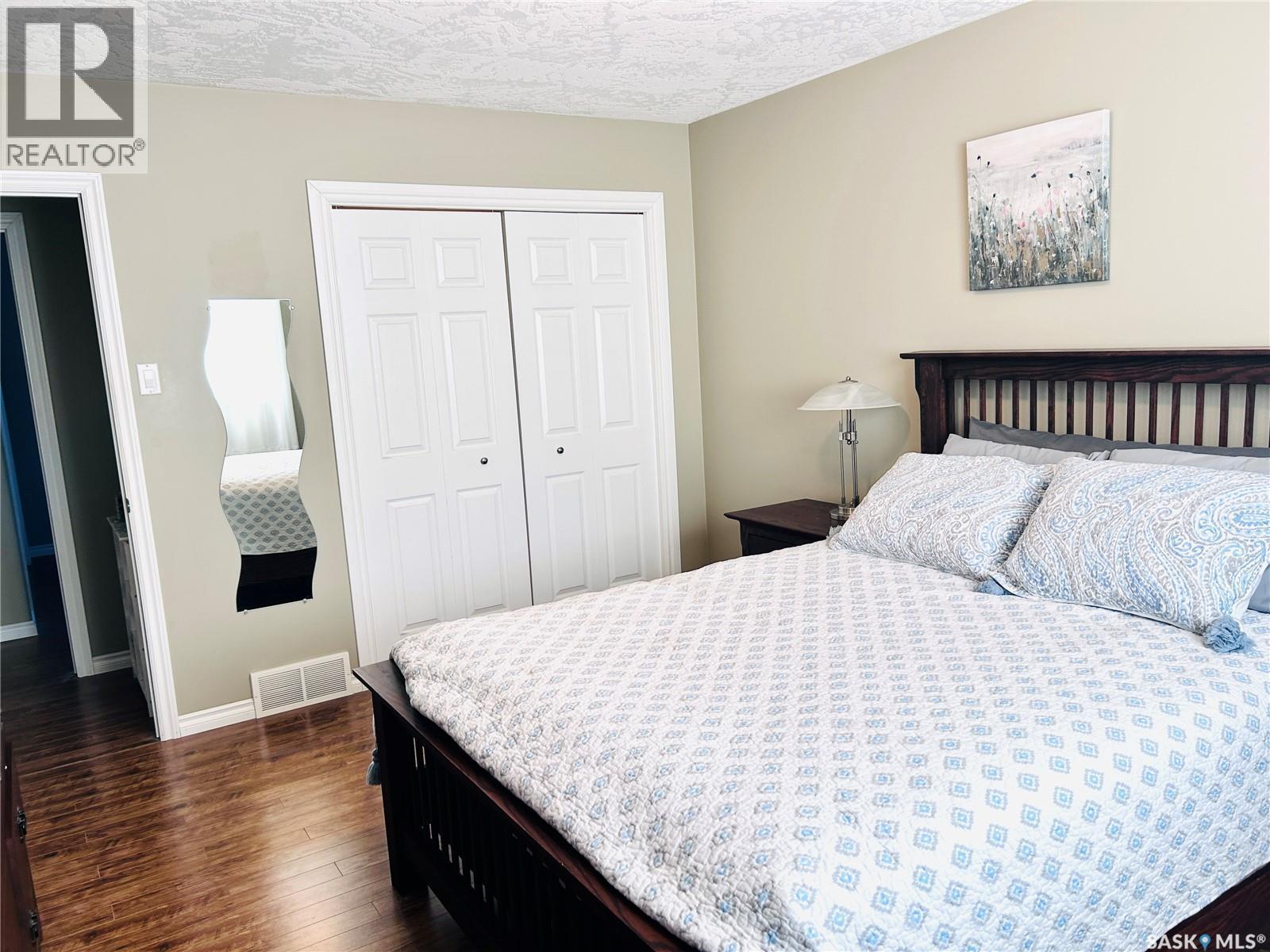 203 3Rd Avenue E, Shellbrook, SK - Indoor Photo Showing Bedroom