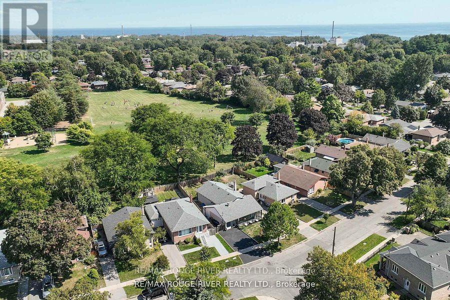 18 Darlingside Drive, Toronto, ON - Outdoor With View