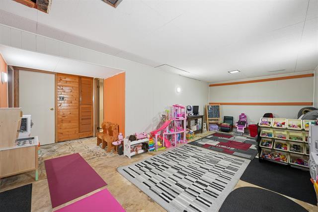 34 Mackie Bay, Winnipeg, MB