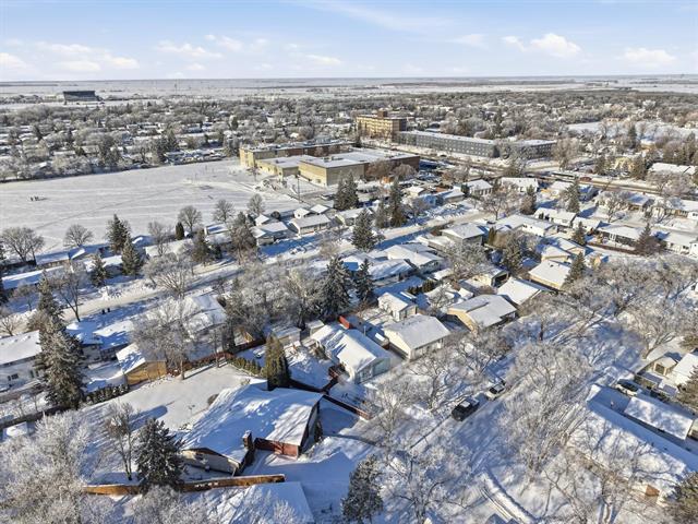 34 Mackie Bay, Winnipeg, MB