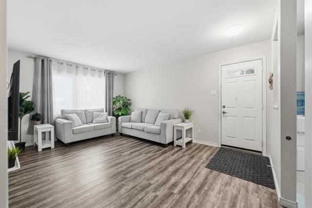 34 Mackie Bay, Winnipeg, MB