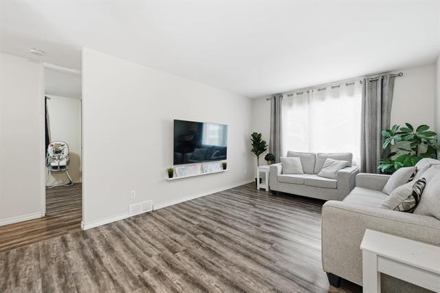 34 Mackie Bay, Winnipeg, MB