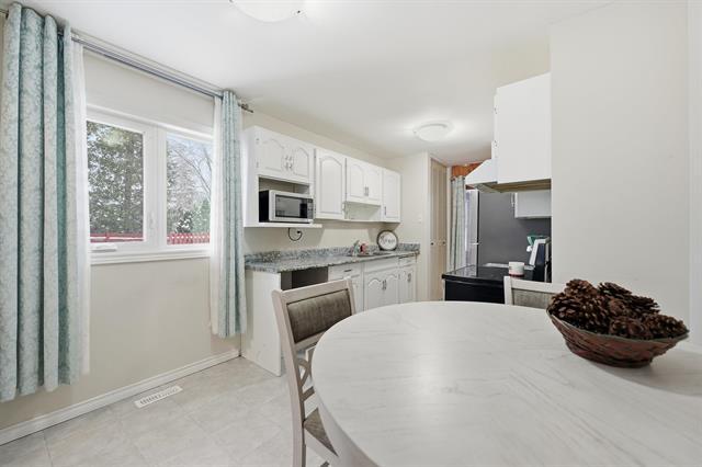 34 Mackie Bay, Winnipeg, MB