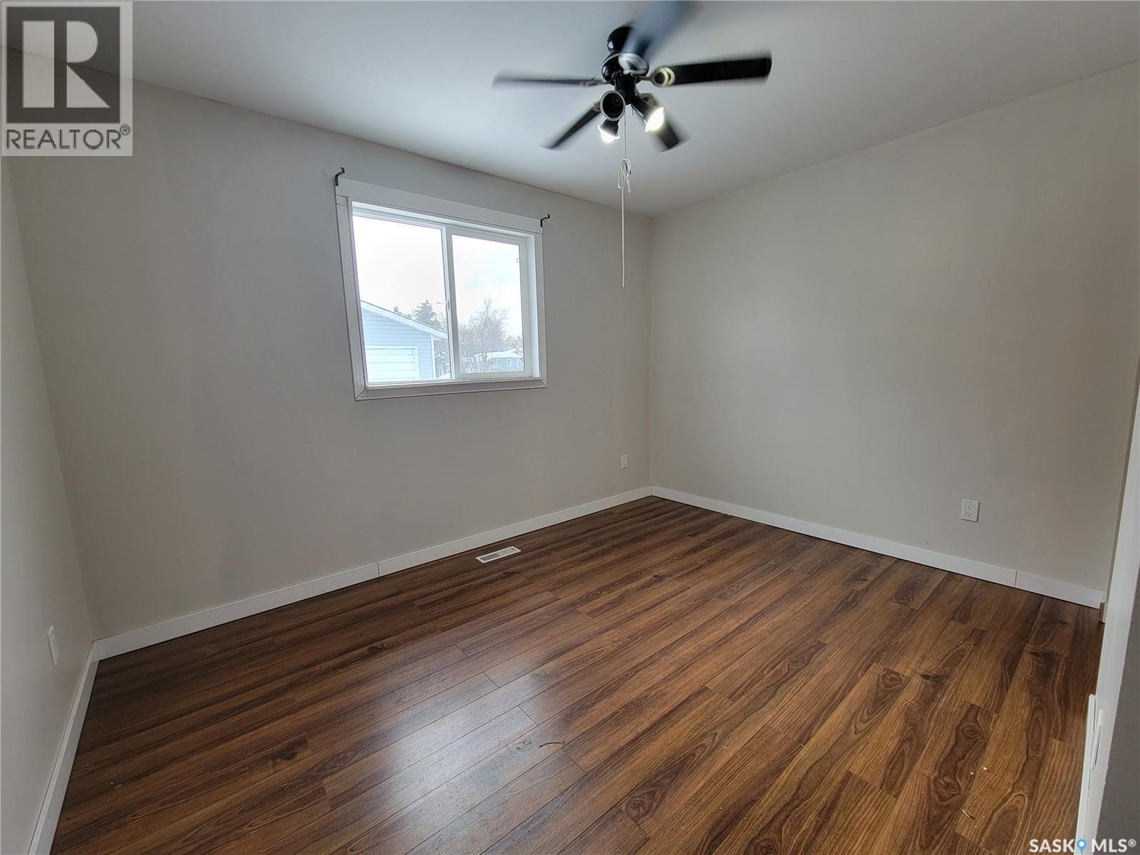 4721 Barr Crescent, Lloydminster, SK - Indoor Photo Showing Other Room