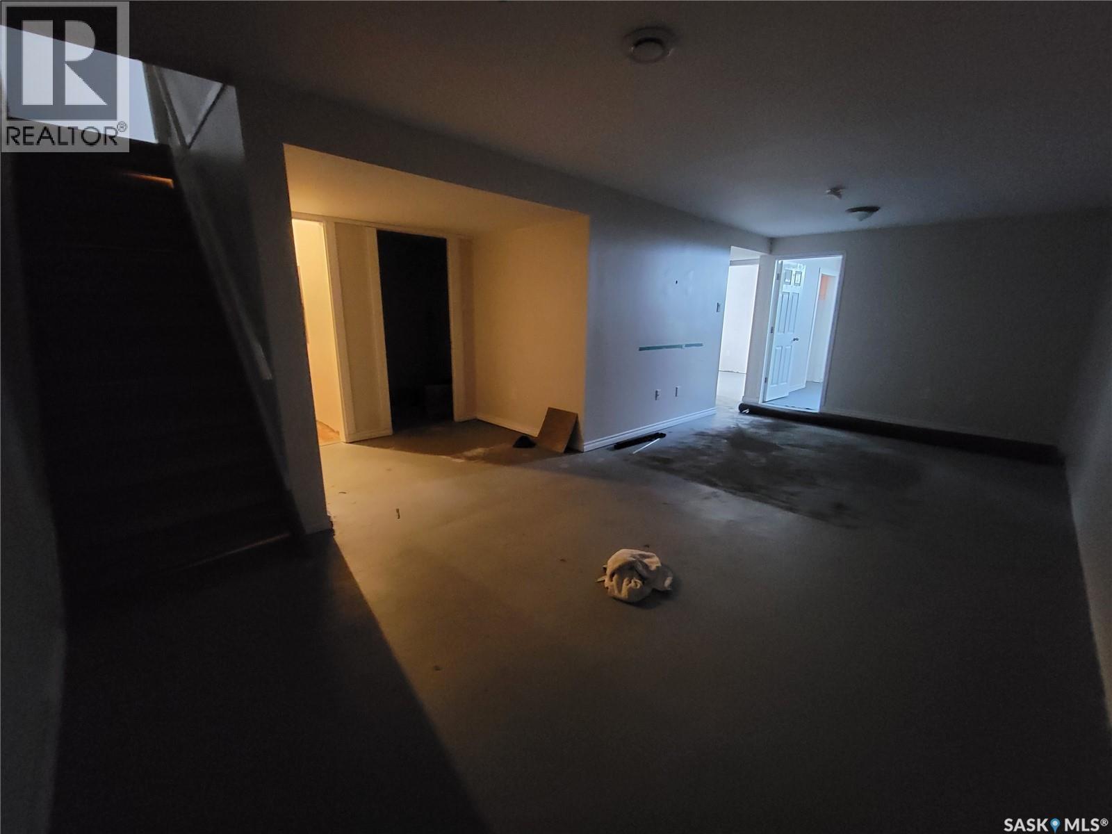 4721 Barr Crescent, Lloydminster, SK - Indoor