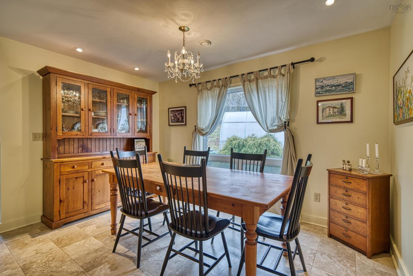112 Hopson Street, Lunenburg, NS