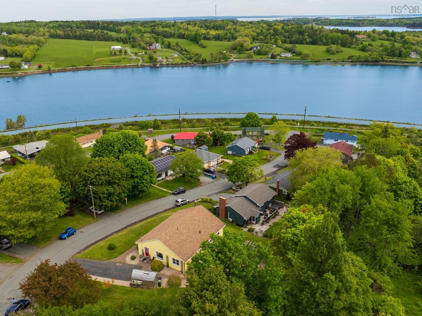 112 Hopson Street, Lunenburg, NS