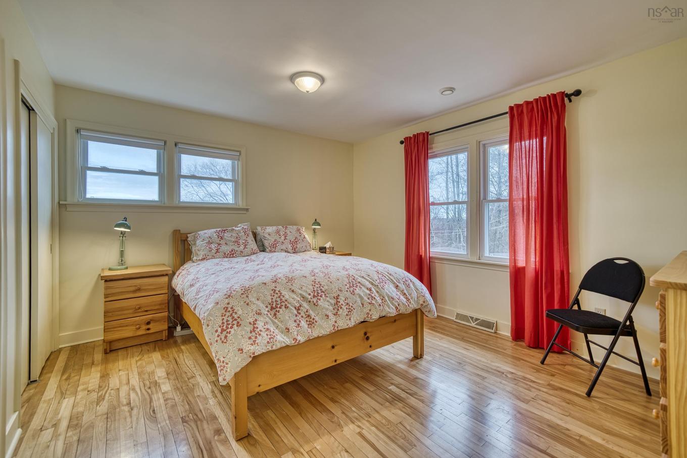 112 Hopson Street, Lunenburg, NS