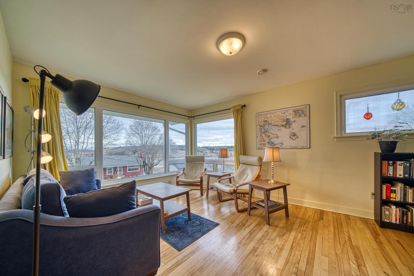 112 Hopson Street, Lunenburg, NS