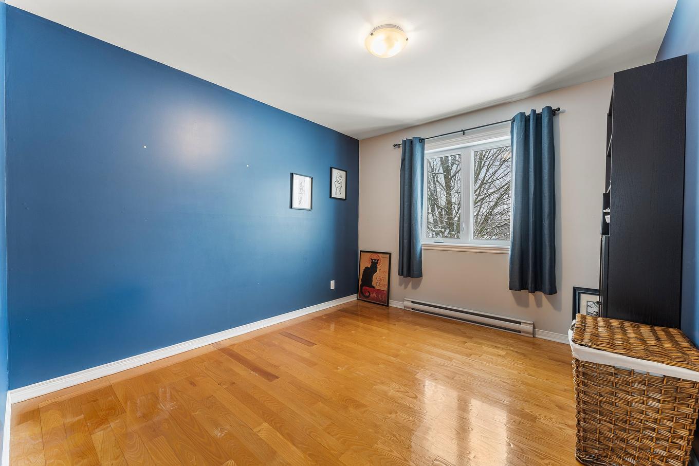 Chambre à coucher - 135 Rue Des Citadins S., Farnham, QC - Indoor Photo Showing Other Room