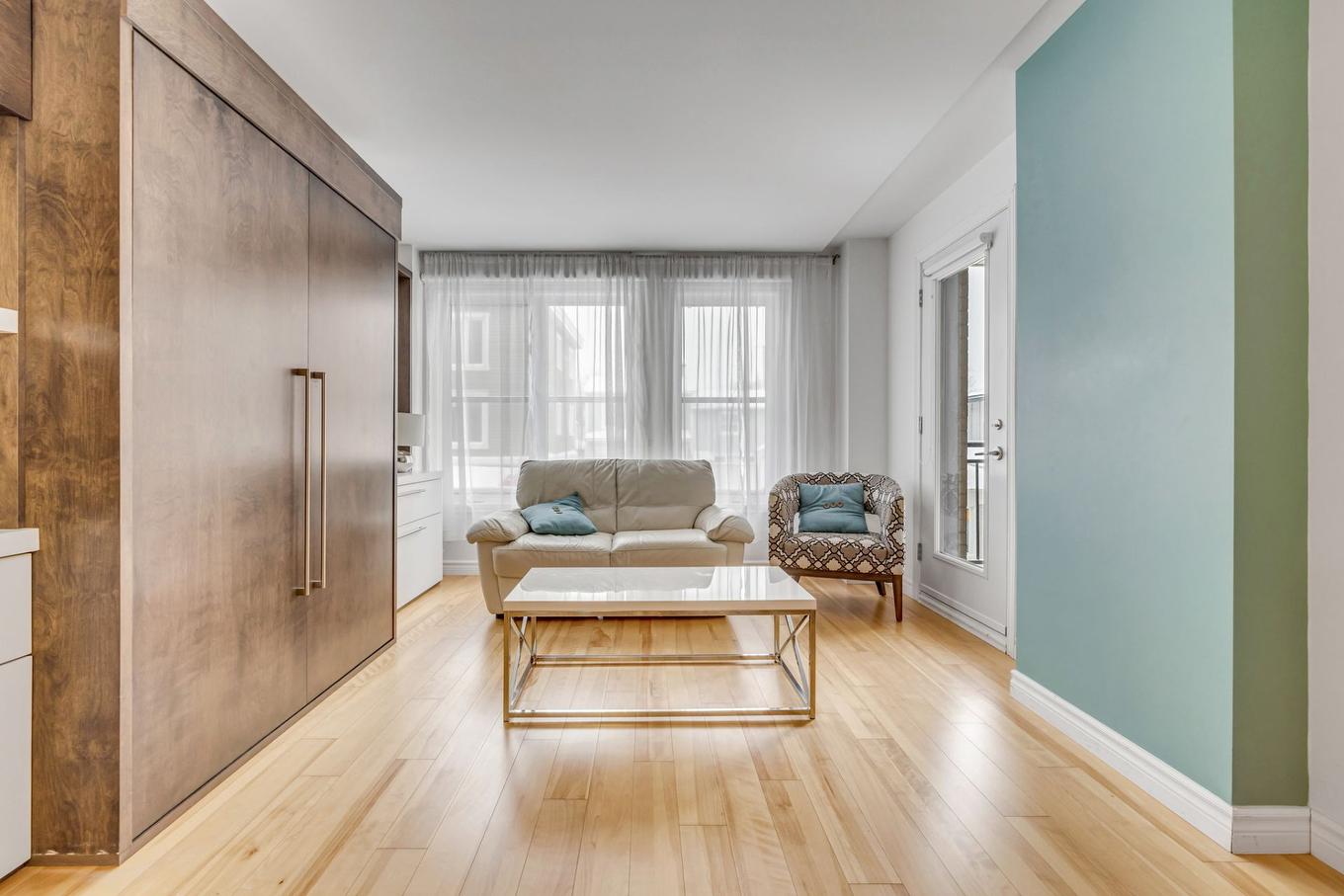 Living room - 205-5692 Rue St-Louis, Lévis (Desjardins), QC - Indoor Photo Showing Living Room