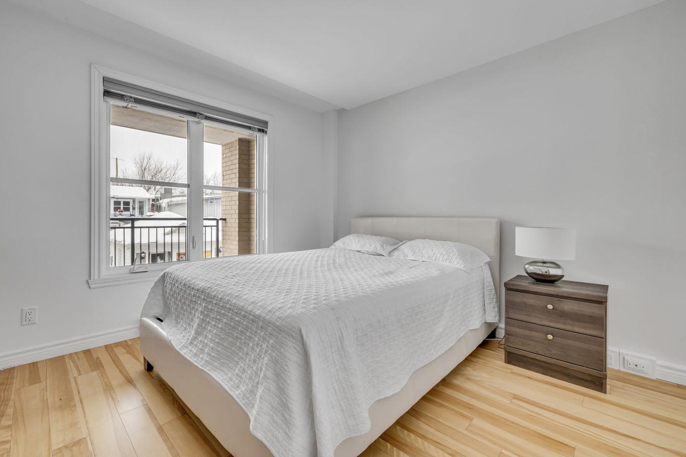 Bedroom - 205-5692 Rue St-Louis, Lévis (Desjardins), QC - Indoor Photo Showing Bedroom