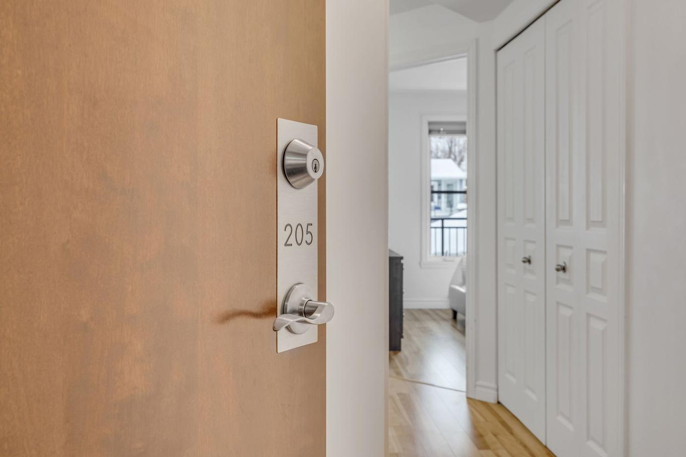 Hall - 205-5692 Rue St-Louis, Lévis (Desjardins), QC - Indoor Photo Showing Other Room