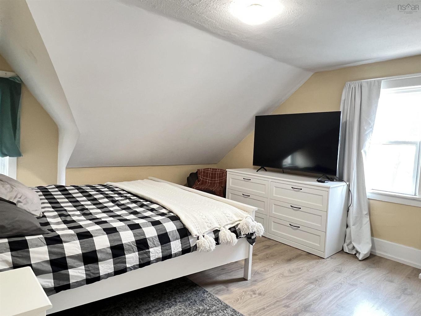 240 Forbes Street, New Glasgow, NS