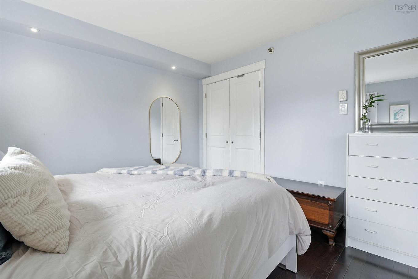 123 45 Vimy Avenue, Halifax, NS