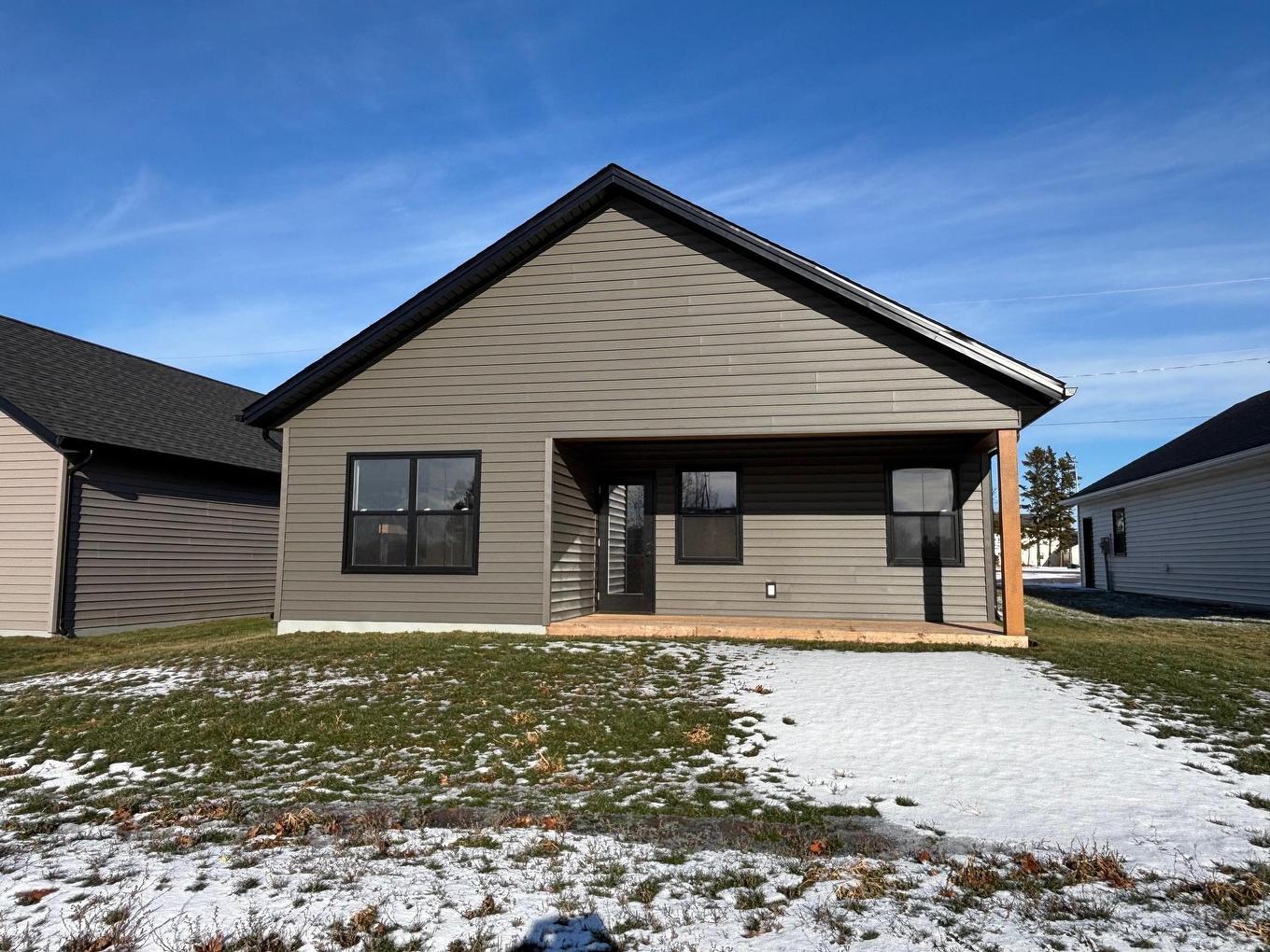 32 Reddin Heights, Stratford, PE