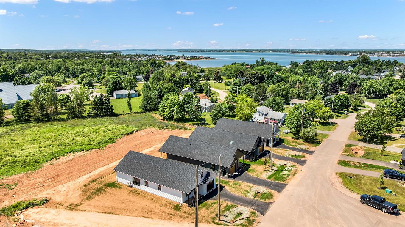 36 Reddin Heights, Stratford, PE