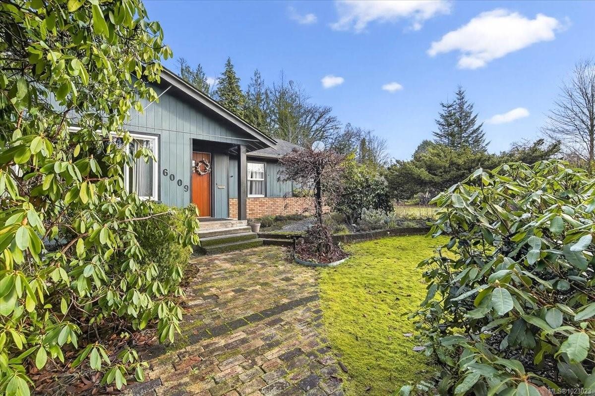 6009 River Rd, Port Alberni, BC