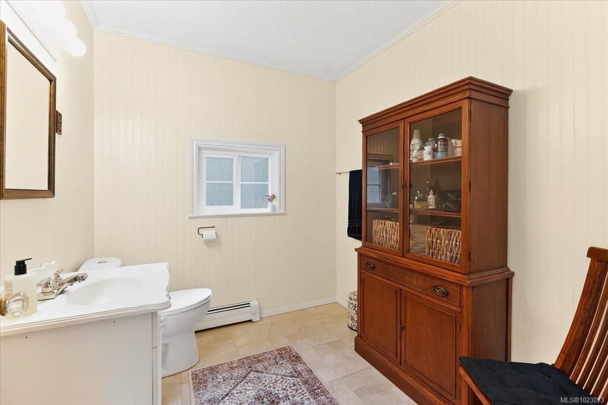 6009 River Rd, Port Alberni, BC