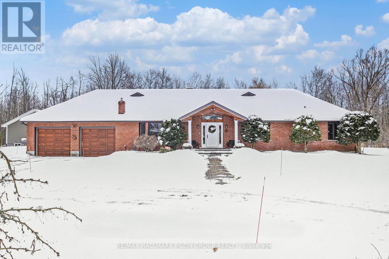 1717 Lakeshore Drive, Ottawa, ON - Outdoor