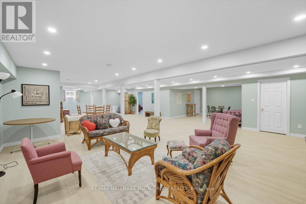 1717 Lakeshore Drive, Ottawa, ON - Indoor