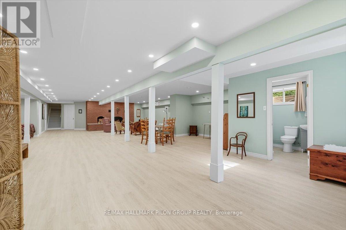 1717 Lakeshore Drive, Ottawa, ON - Indoor Photo Showing Other Room